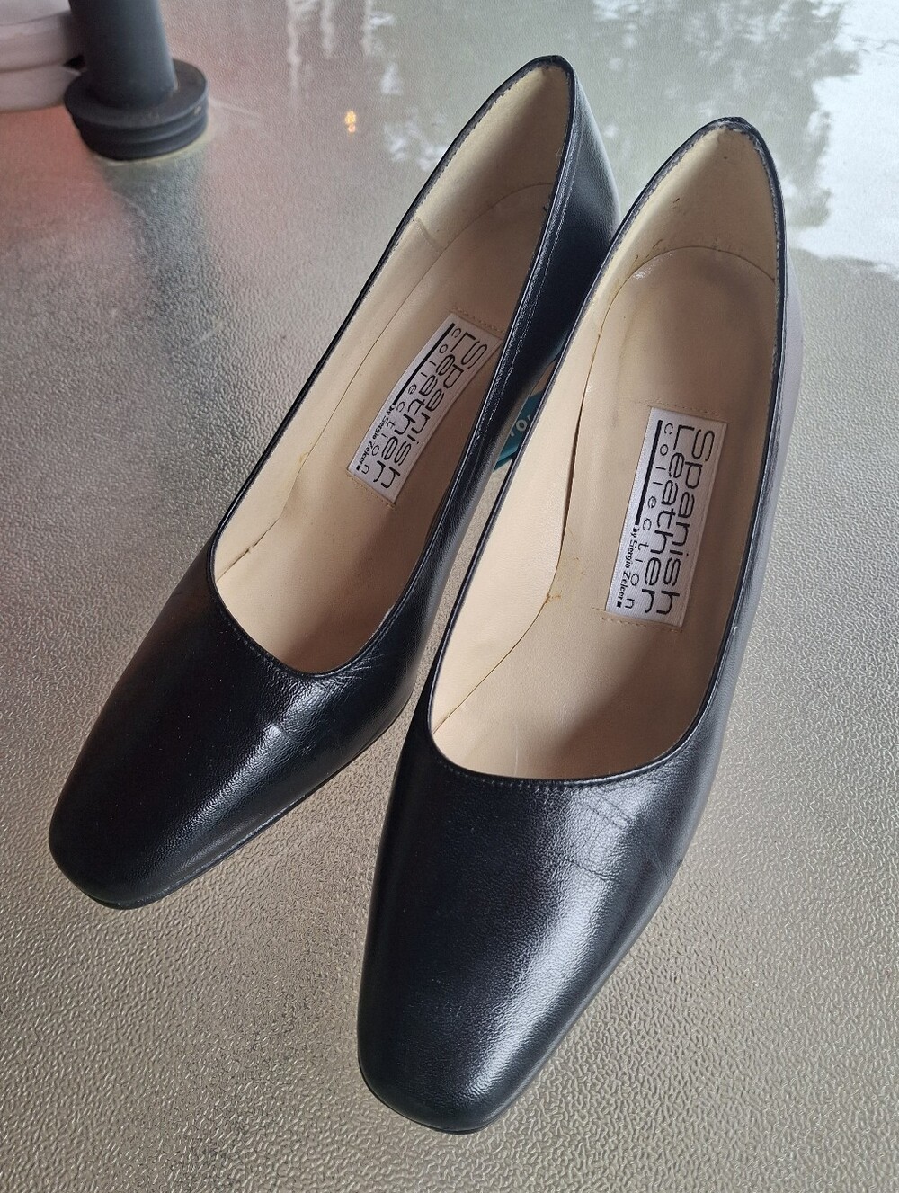 SERGIO ZELCER BLACK SPANISH LEATHER WOMENS Sz 5 1/2 HEELS Made In SPAIN